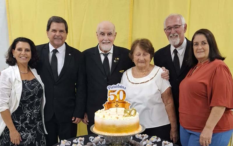 Loja Domingos José Martins Nº 17 celebra os 50 anos de iniciação do Irmão Dório Nascimento